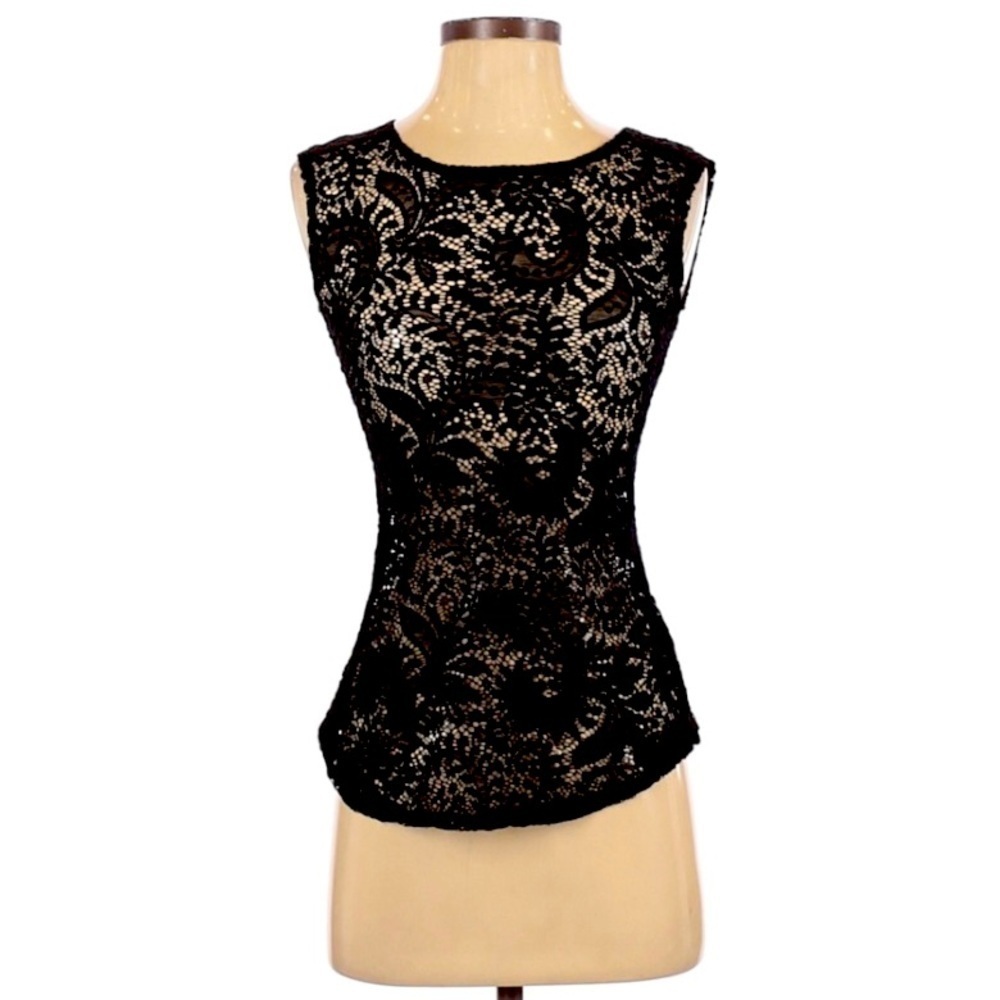 Elegant and Classy Lace Top with Keyhole Back